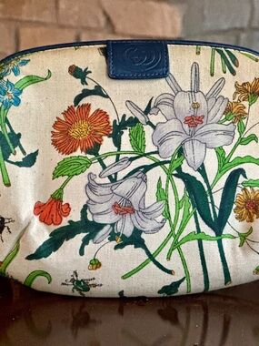 Handbag, Gucci Vintage Flora Clutch